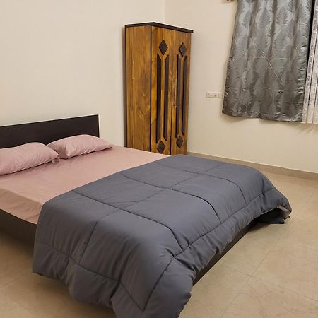 ホテル Konkan House Ratnāgiri エクステリア 写真